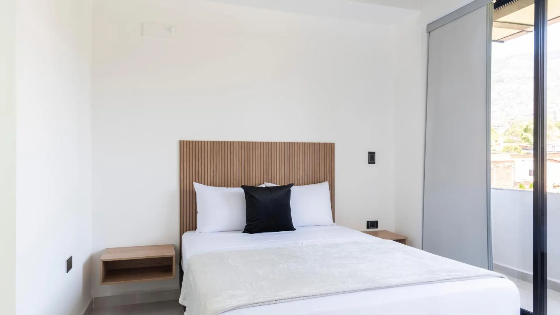 Nook Apartamentos En El Corazon De Medellin Colombia