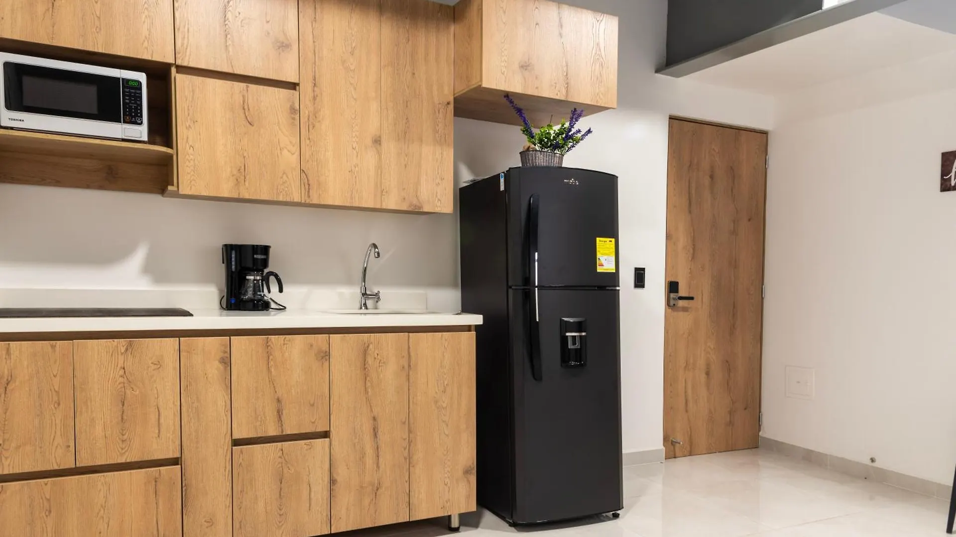 Nook Apartamentos En El Corazon De Medellin 0*,